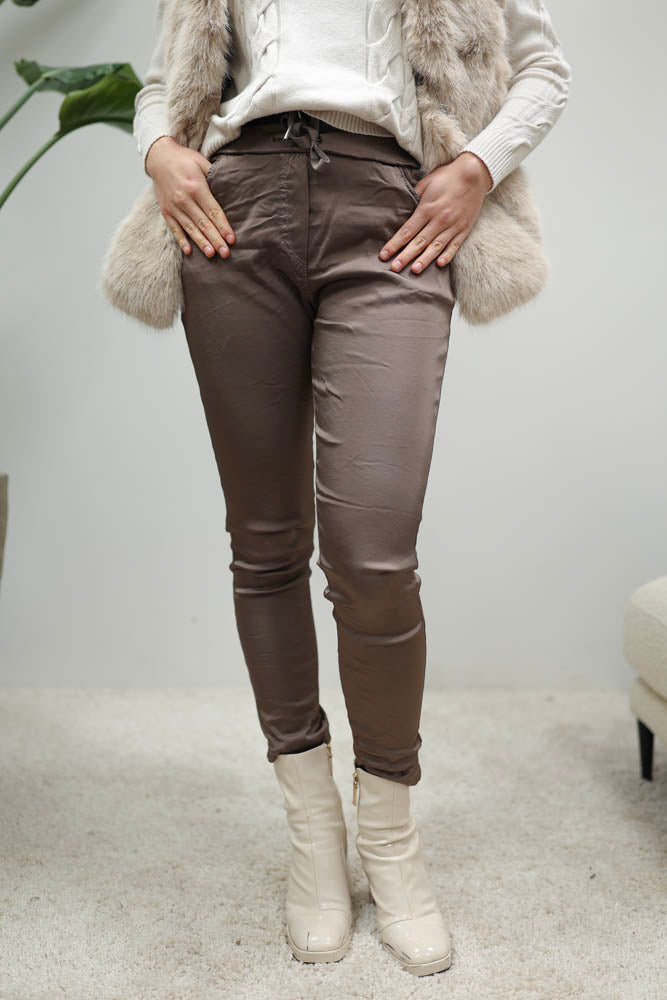 Broek Patricia