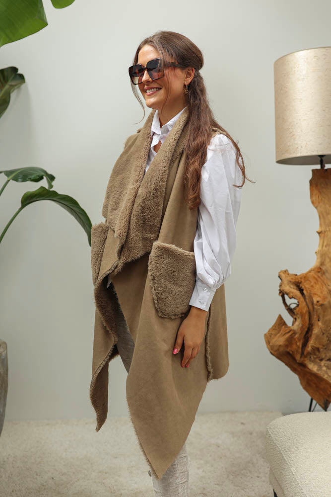 Vest Livia
