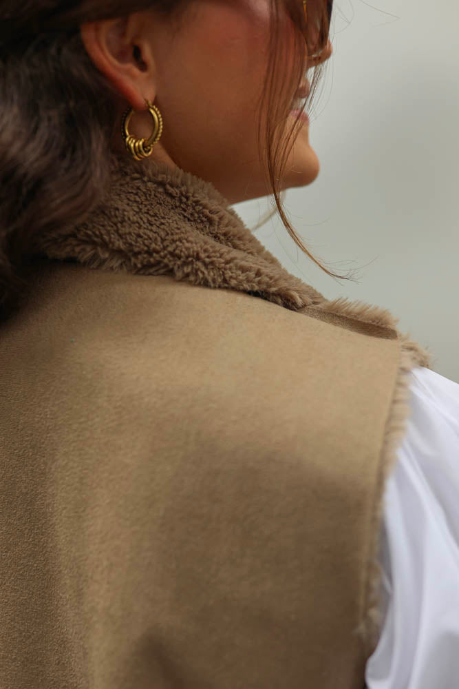 Vest Livia