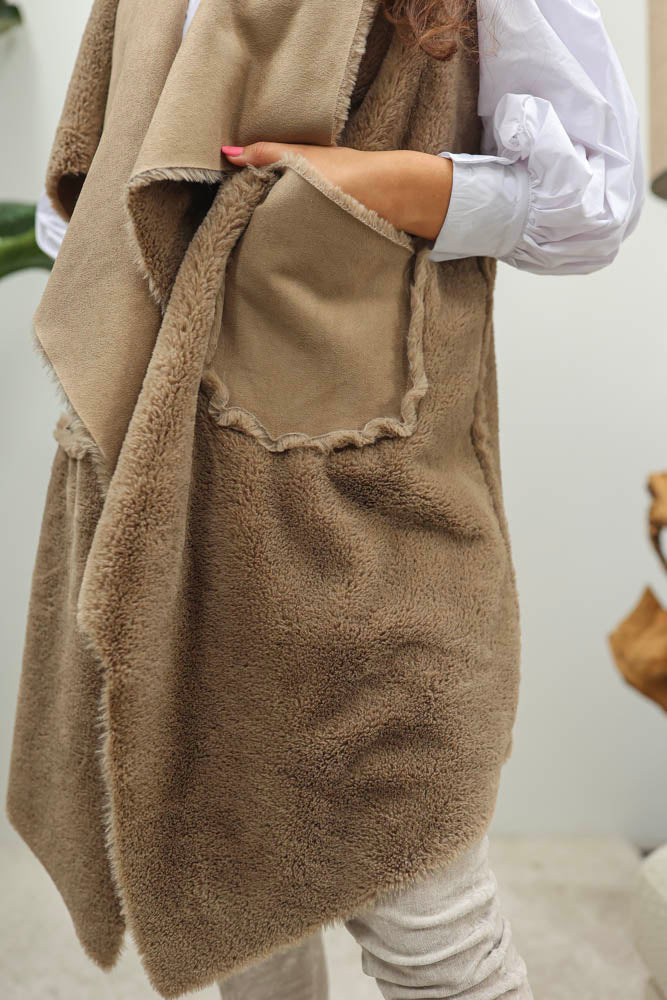 Vest Livia