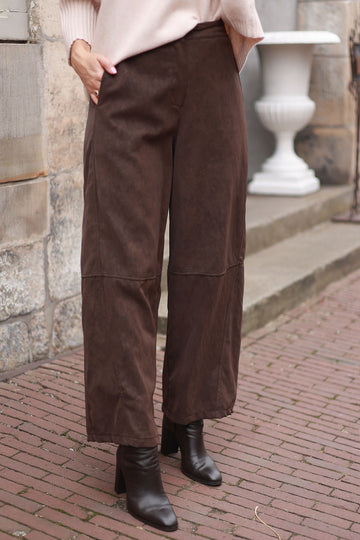 Broek Yarely