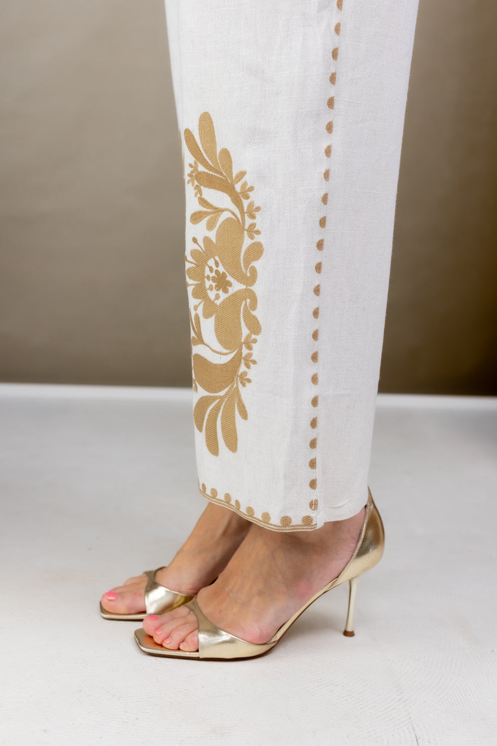 Broek Kelsey