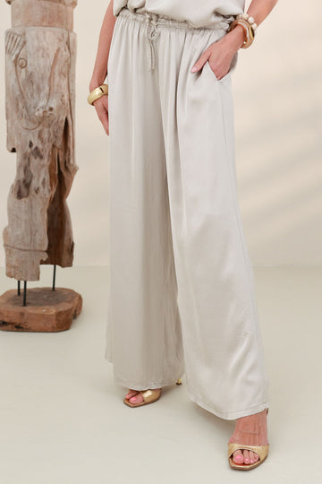 Broek Ronalia