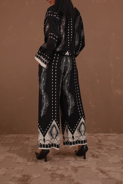 Broek Nastaran