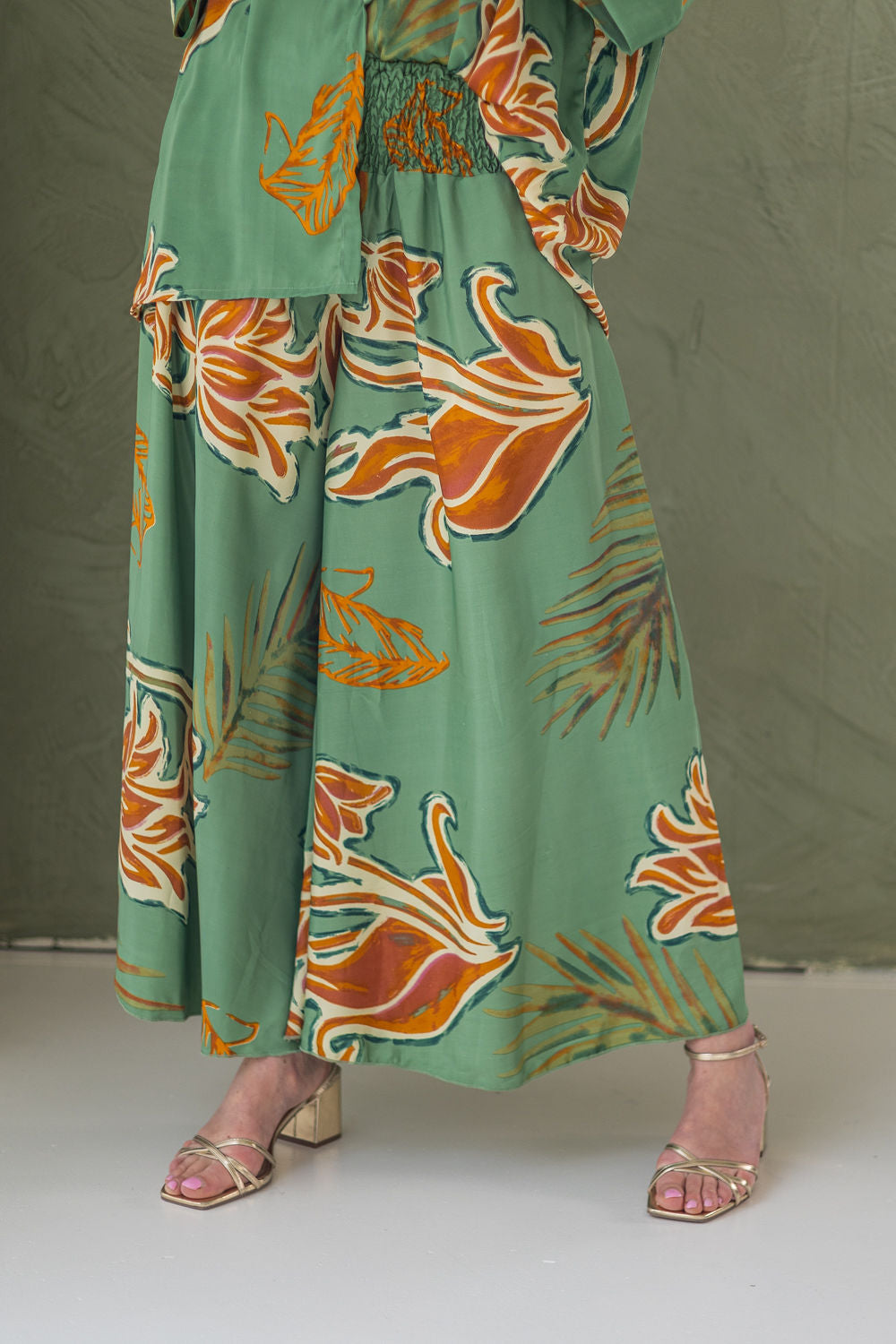 Broek Elziqua