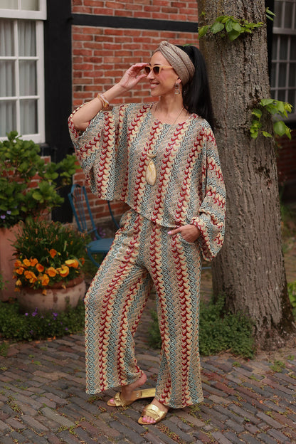 Broek Noshaya