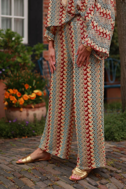 Broek Noshaya