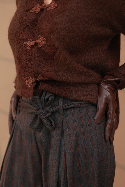 Broek Nikoletta