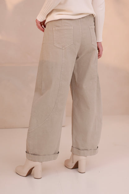 Broek Suyapa