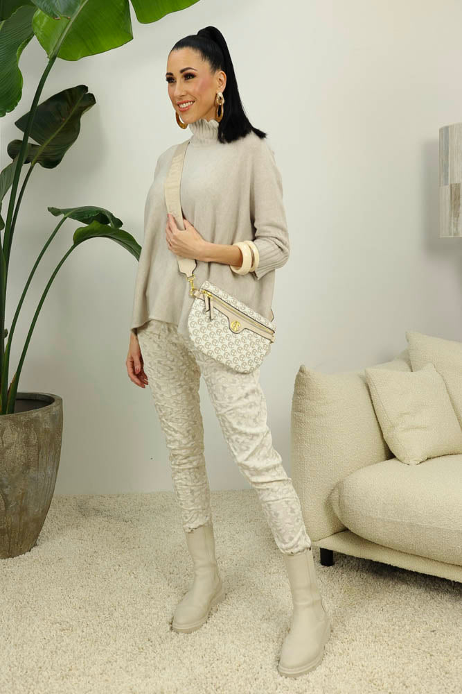 Top Adelina