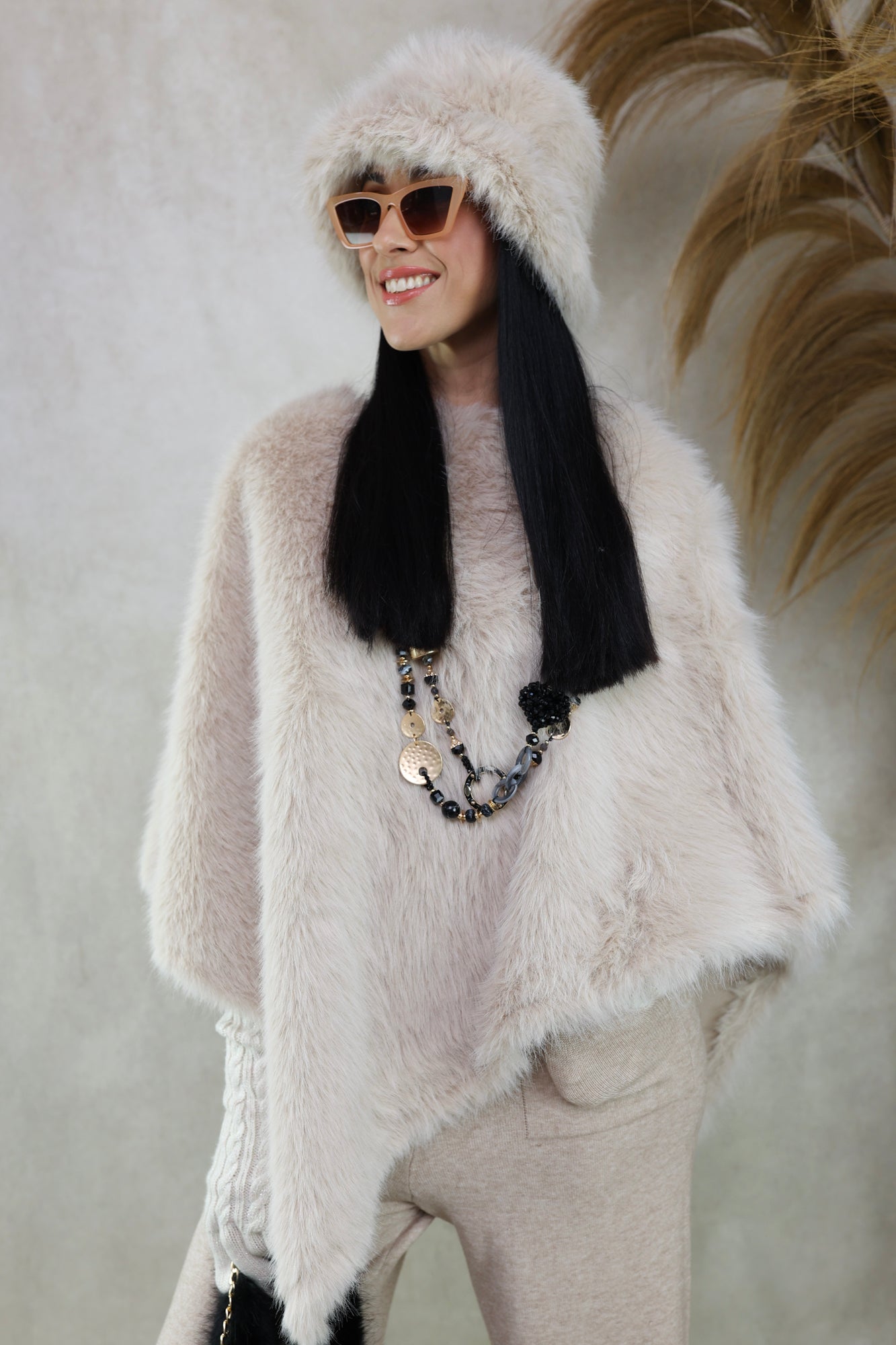 Poncho Sophia