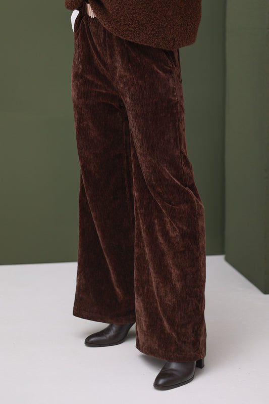 Broek Yura