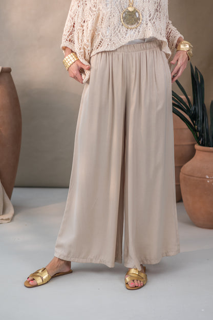 Broek Sashalia
