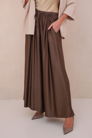 Broek Yarita