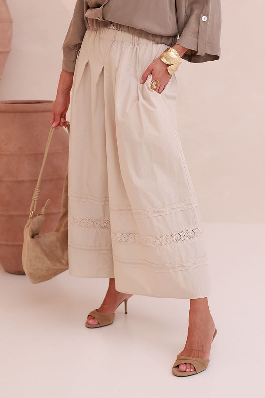 Broek Parisa