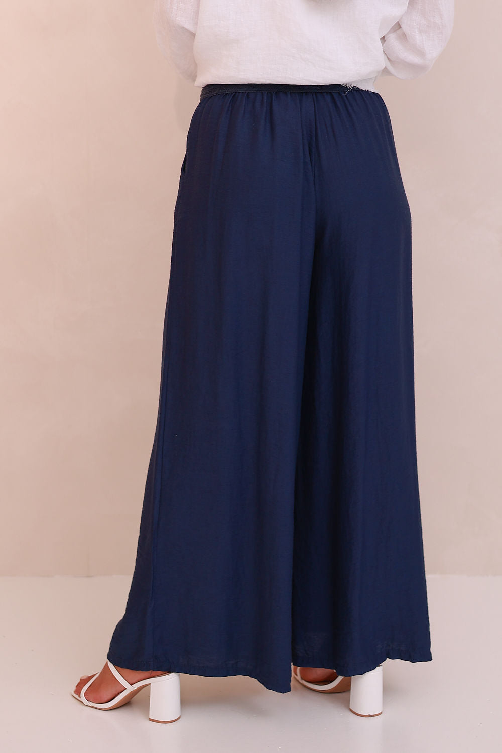 Broek Eimear