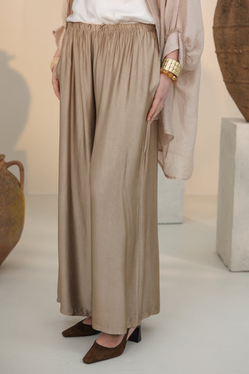 Broek Rayava
