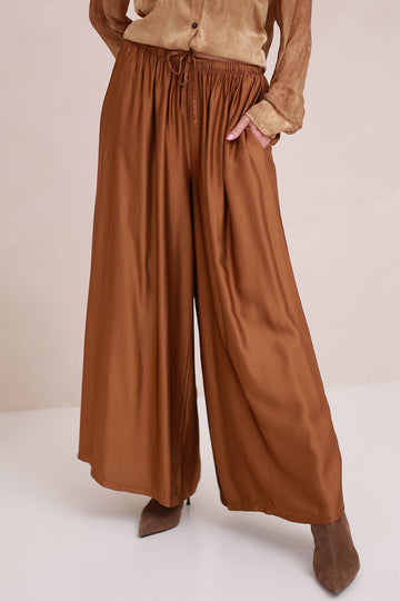 Broek Yasuko