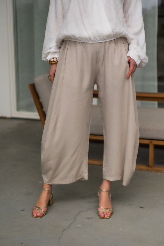 Broek Narasa